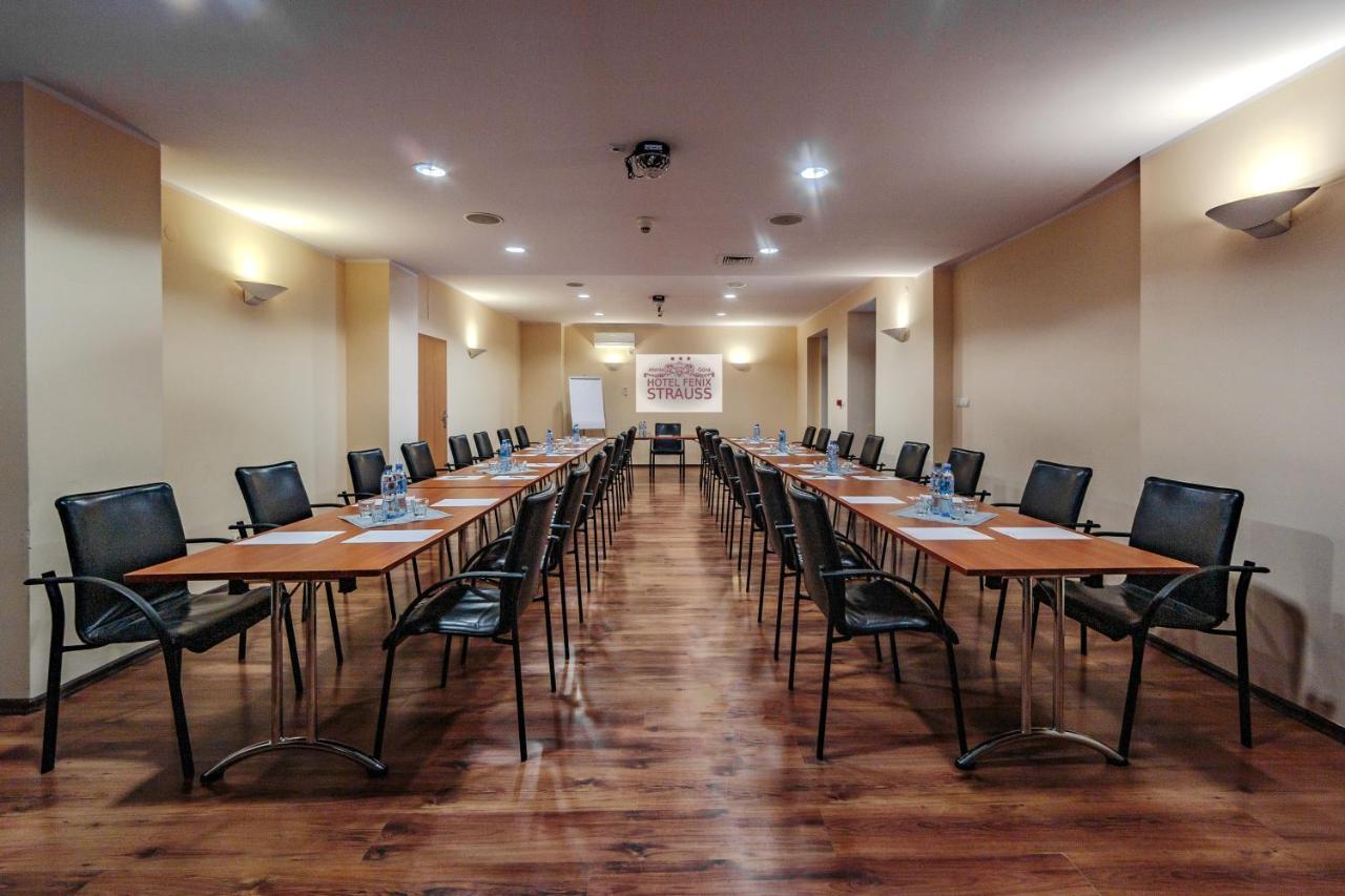 Hotel Fenix Jelenia Góra Eksteriør bilde