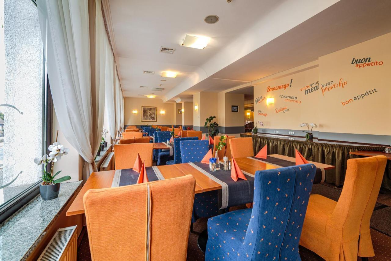 Hotel Fenix Jelenia Góra Eksteriør bilde