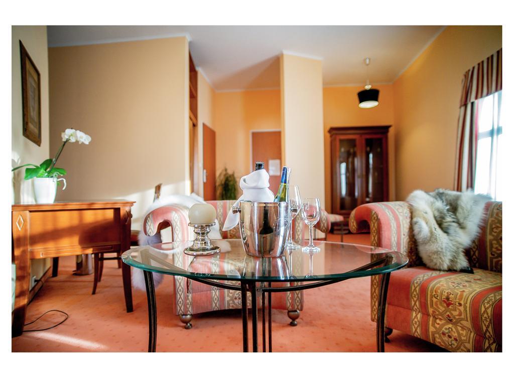 Hotel Fenix Jelenia Góra Rom bilde